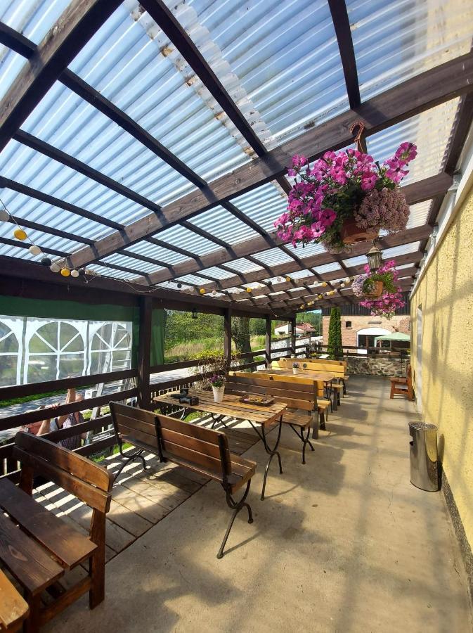 Folwark Tumiany Pokoje & Restauracja Buitenkant foto