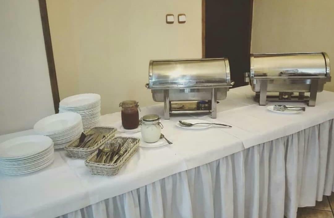 Folwark Tumiany Pokoje & Restauracja Buitenkant foto